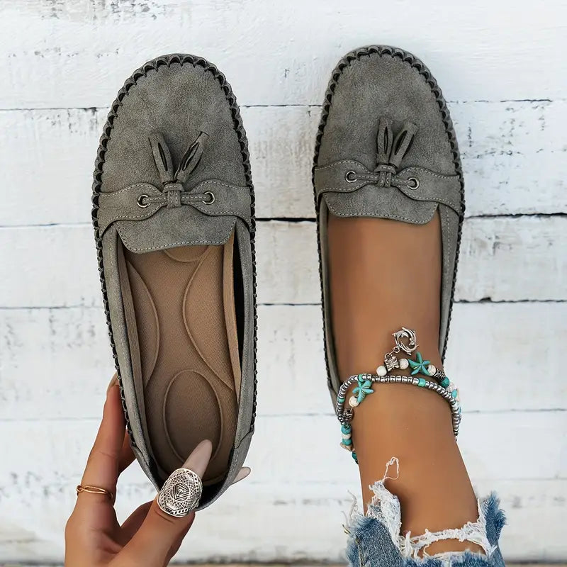Aliams | Klassische Wildleder Loafer mit Quastendetail für Damen