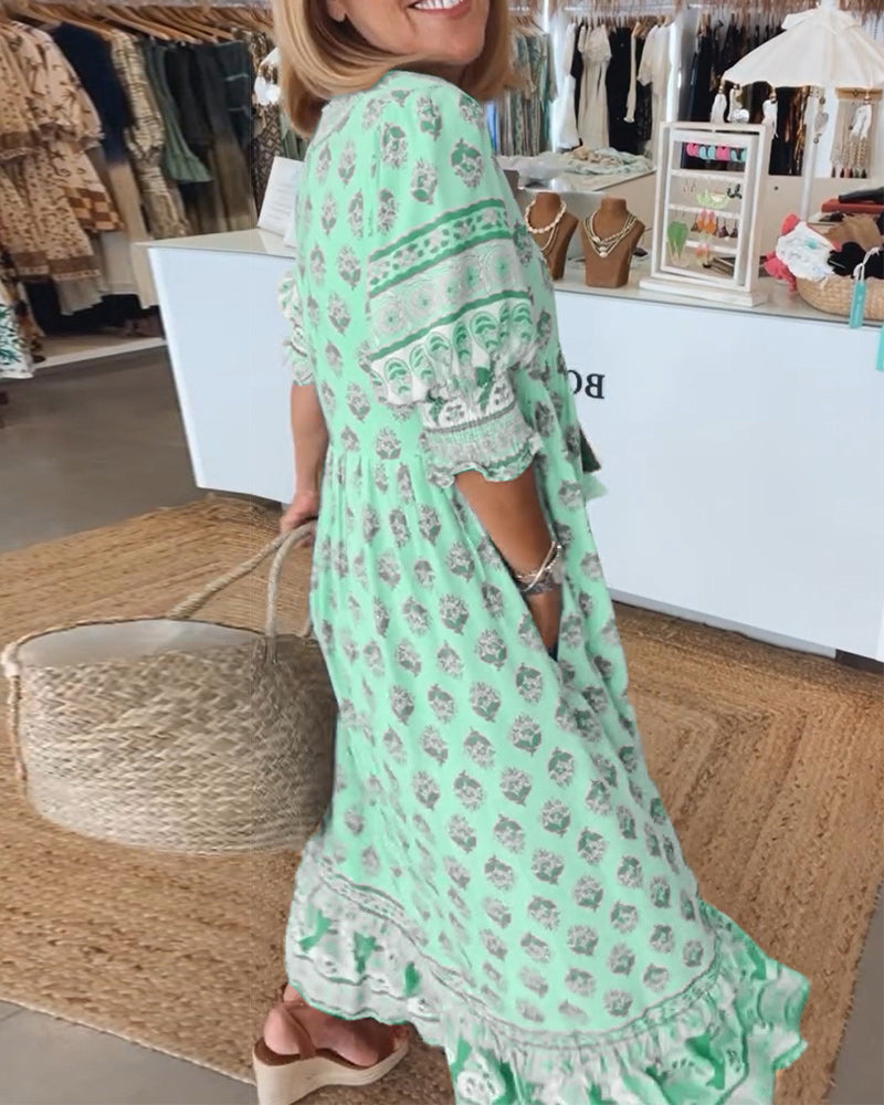 Aliams | Lässiges Bedrucktes Kleid mit V-Ausschnitt und Halblangen Ärmeln