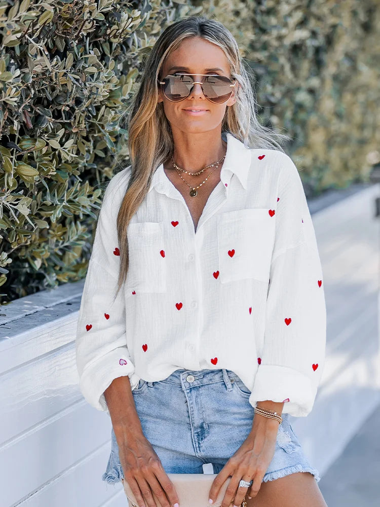 Aliams | Lässige Frühlingsbluse mit Besticktem Herz für Damen