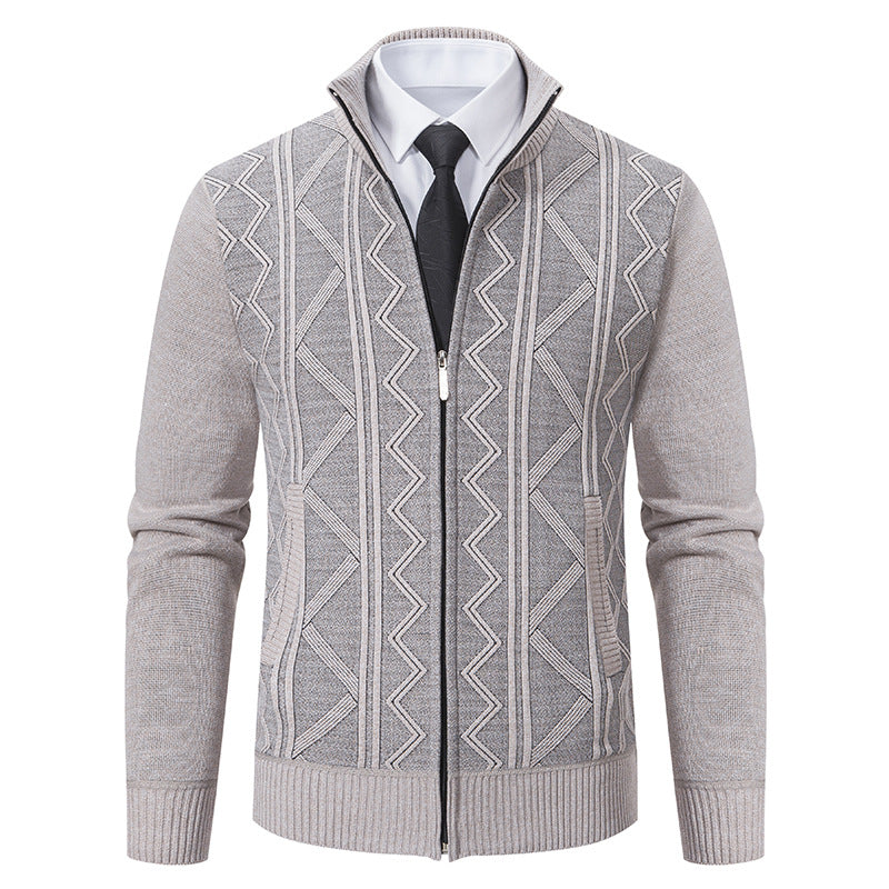 Herren Strickjacke mit modernem Zopfmuster und Stehkragen Aliams