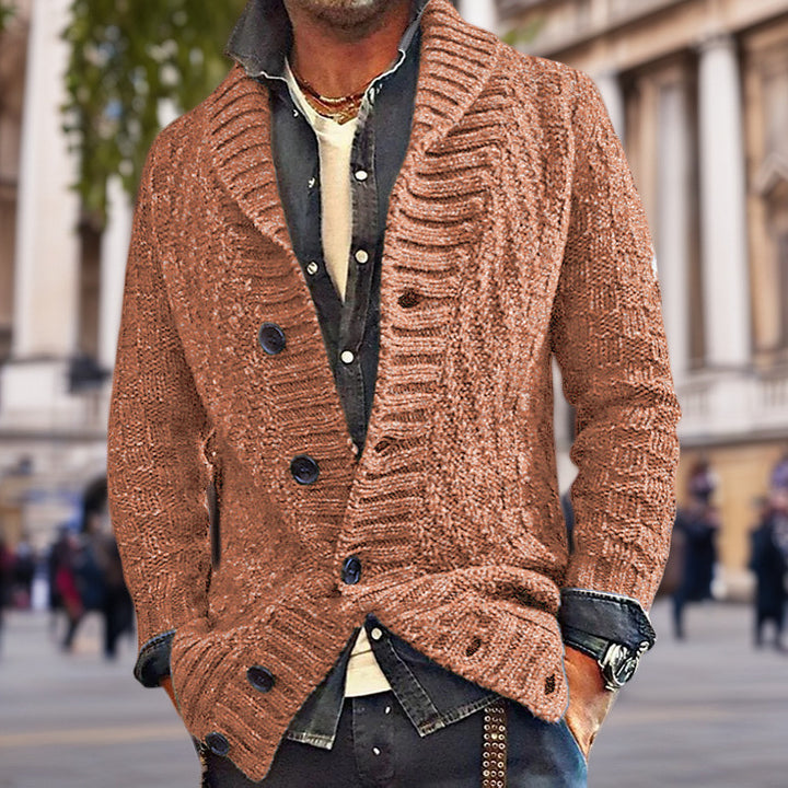 Herren Strickjacke mit modernem Zopfmuster und Knopfdetails Aliams