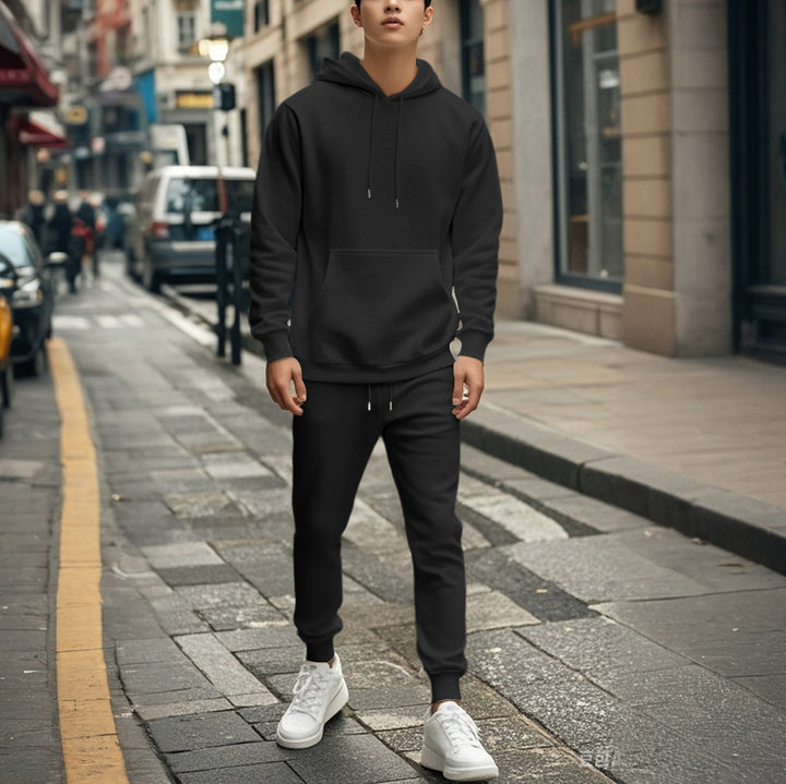 Herren Sportset aus hochwertigem Baumwollmix mit Kapuze und elastischem Bund Aliams