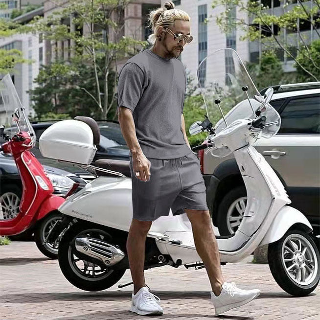 Herren stylisches Freizeit-Set aus atmungsaktivem Material und sportlichem Design Aliams