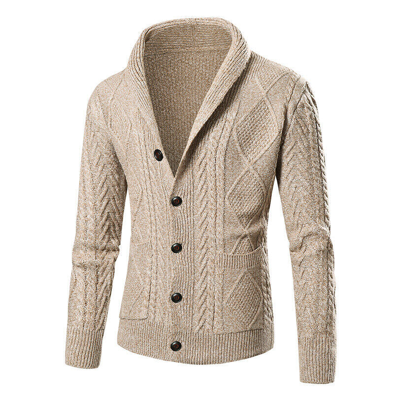Herren Strickjacke mit modernem Zopfmuster und aufgesetzten Taschen Aliams