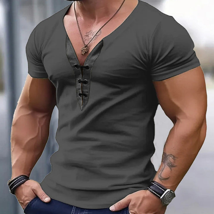 Herren Trendiges Kurzarmshirt mit dekorativem V-Ausschnitt und Knopfdetails Aliams