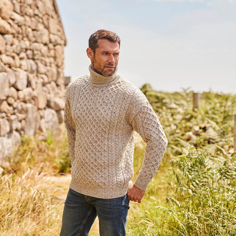 Herren Strickpullover mit Zopfmuster und hohem Kragen Aliams