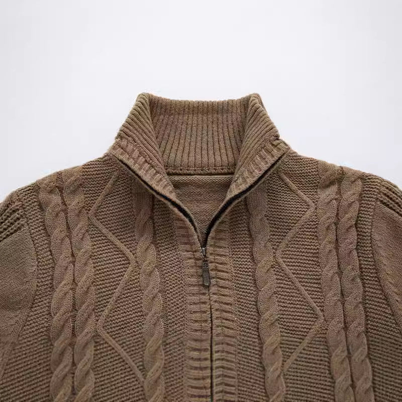 Herren Strickpullover mit hohem Kragen und Zopfstrickmuster Aliams