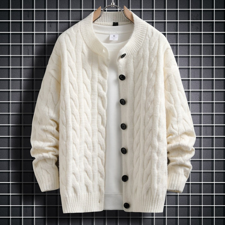 Herren Strickjacke mit modernem Zopfmuster und durchgehendem Knopfverschluss Aliams