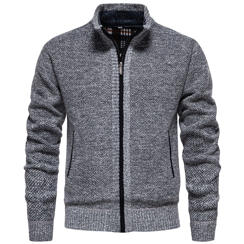 Herren stylischer Strickjacke mit hohem Kragen und praktischen Taschen Aliams