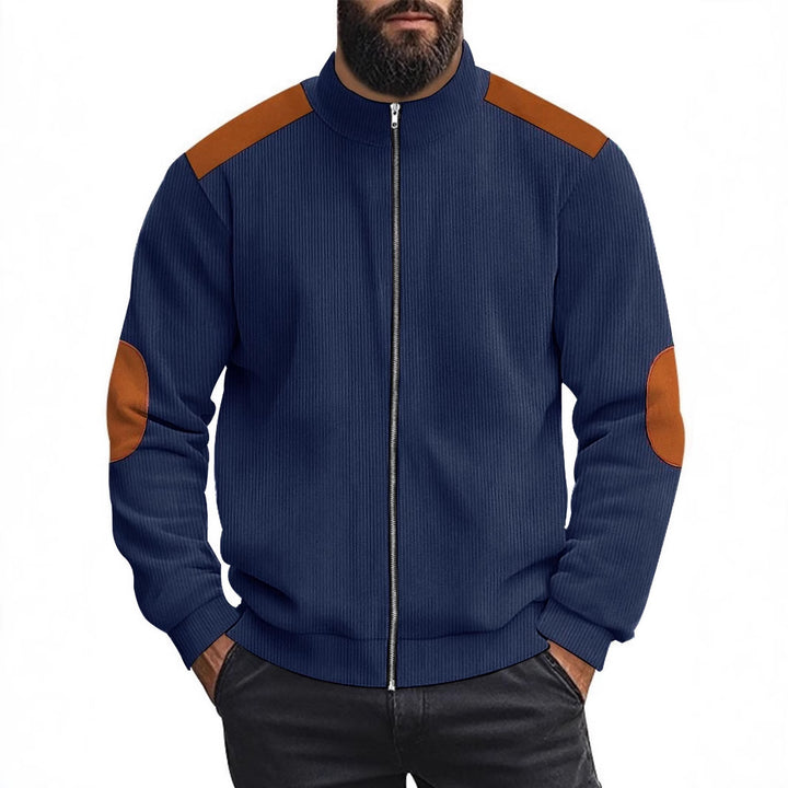 Herren Strickjacke mit modernen Lederakzenten und hoch geschlossenem Kragen Aliams