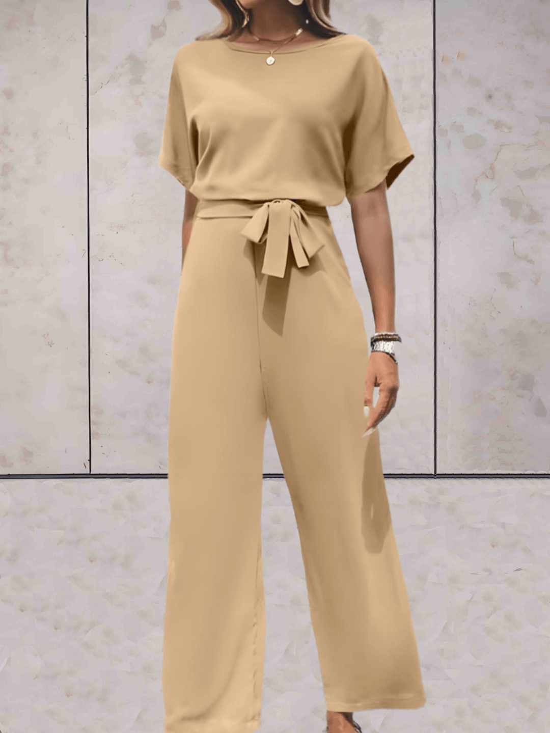 Aliams | Jumpsuit mit Gürtel und Kurzen Ärmeln