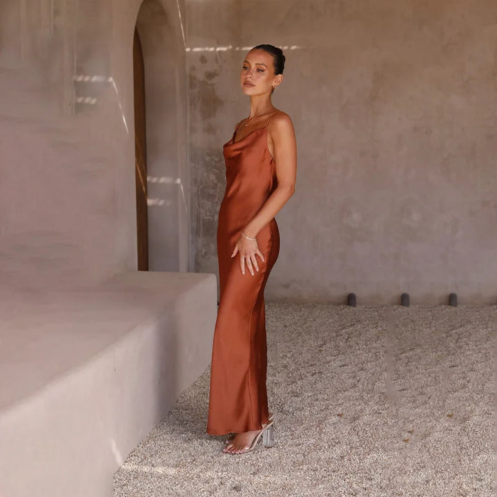 Aliams | Langes Satin Kleid