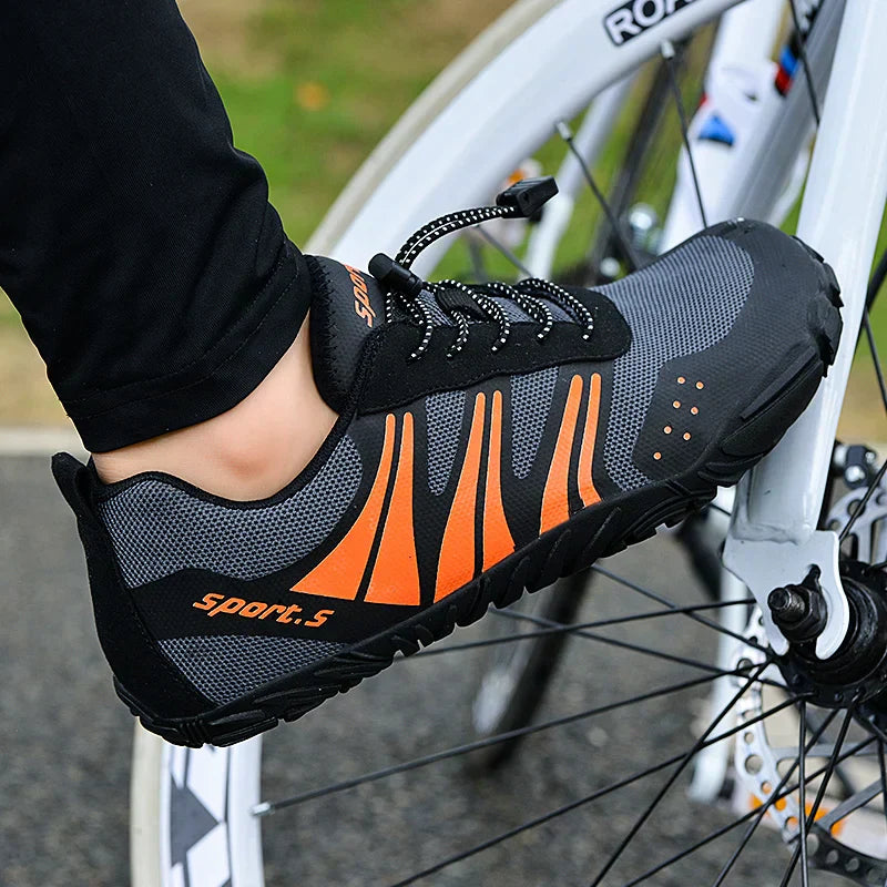 Aliams | MTB und Rennradschuhe mit rutschfester Sohle