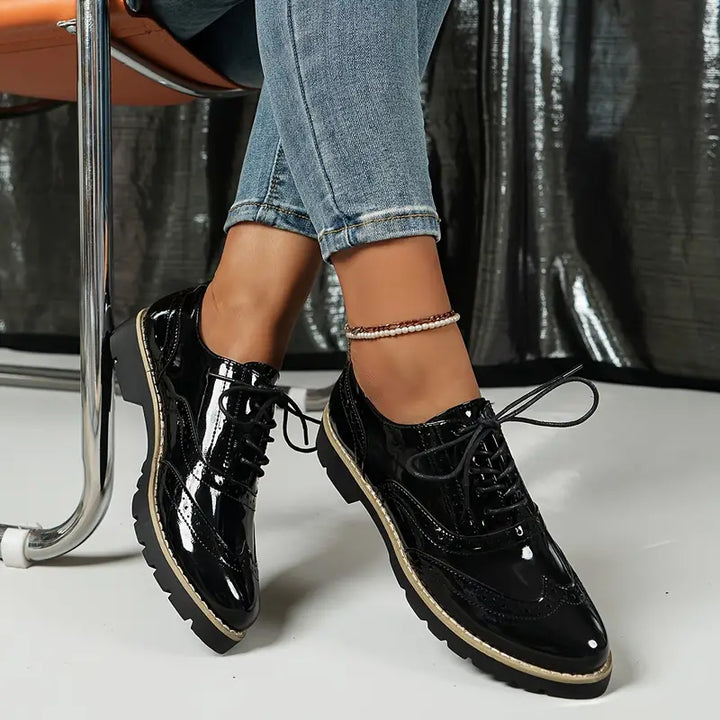 Aliams | Lackschuhe Im Oxford Stil mit Klobiger Sohle für Damen
