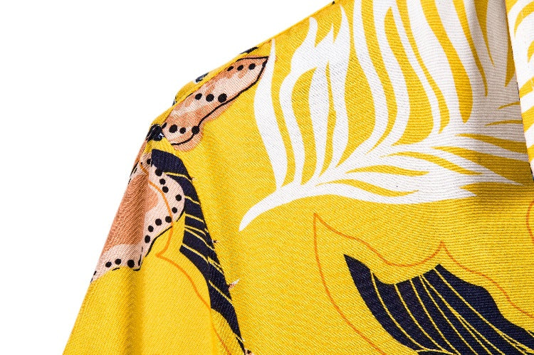 Herren Sommerhemd mit buntem tropischem Blumenmuster und lässigem Schnitt Aliams