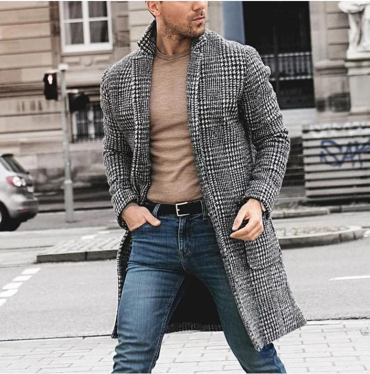 Herren eleganter Langblazer mit klassischem Karomuster und modernen Details Aliams