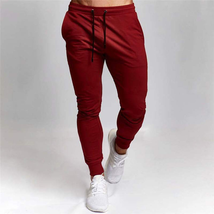 Herren Sportliche und bequeme Jogginghose mit schmalem Schnitt Aliams