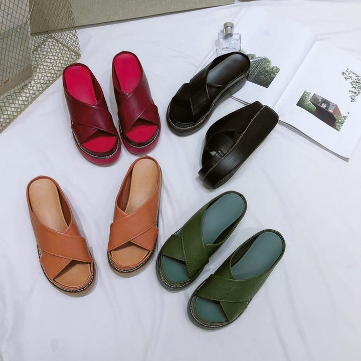 Damen Komfortable Plateau-Pantoletten mit Elegantem Überkreuz-Design Aliams