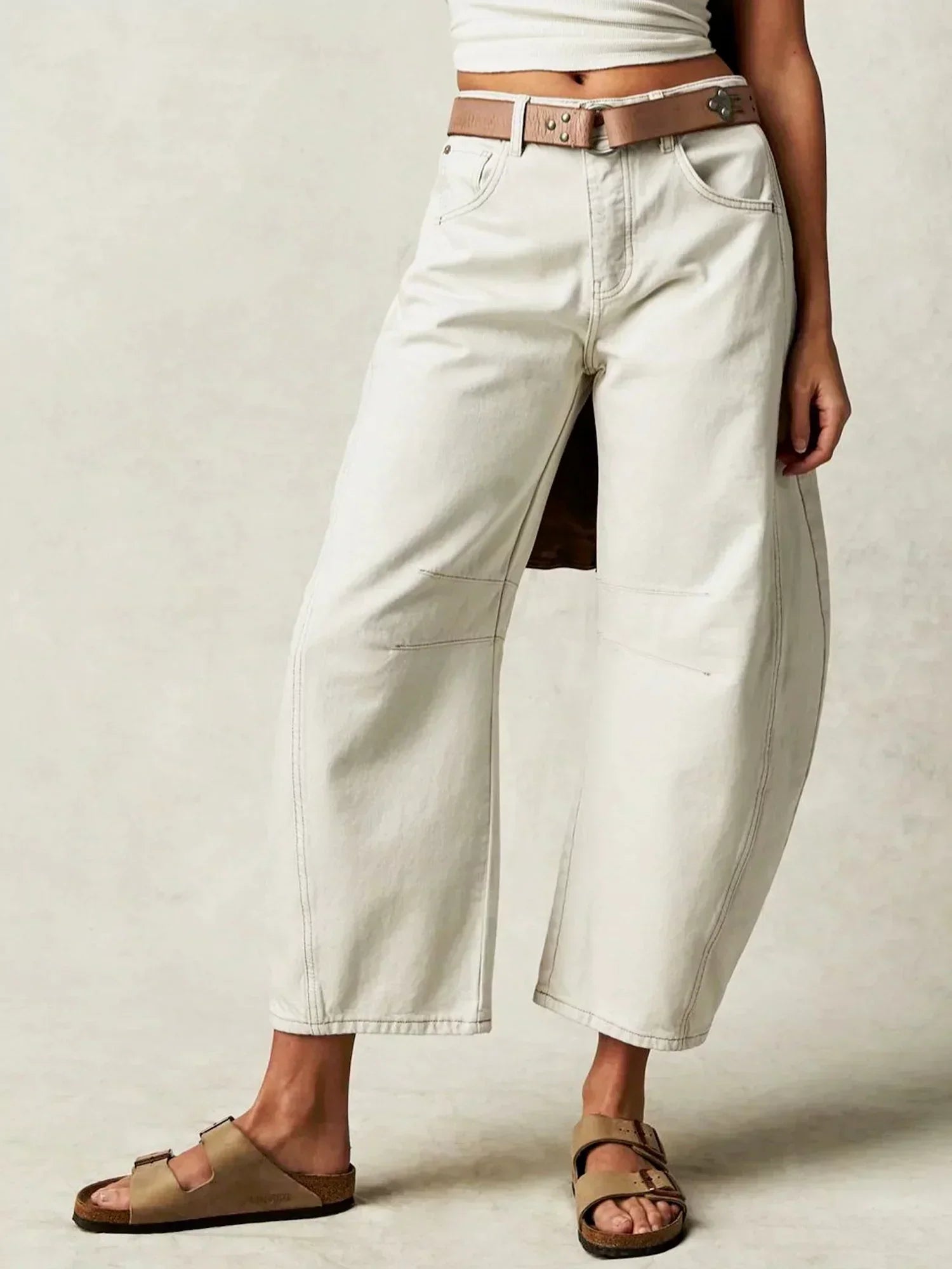Damenhose mit weitem Bein und Musterprint