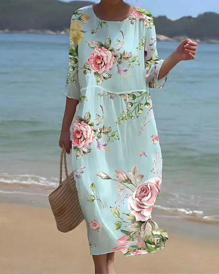 Elegantes Geblümtes Kleid Mit Bauchbedeckung