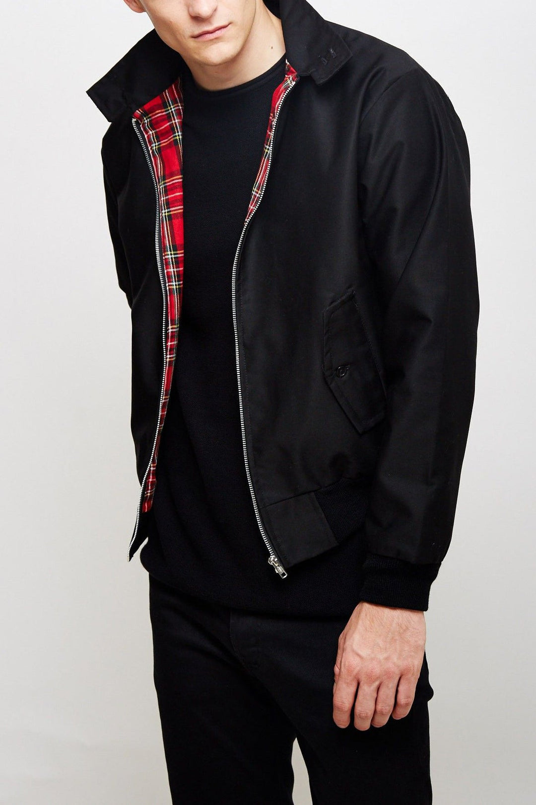 Aliams | Harrington-Jacke