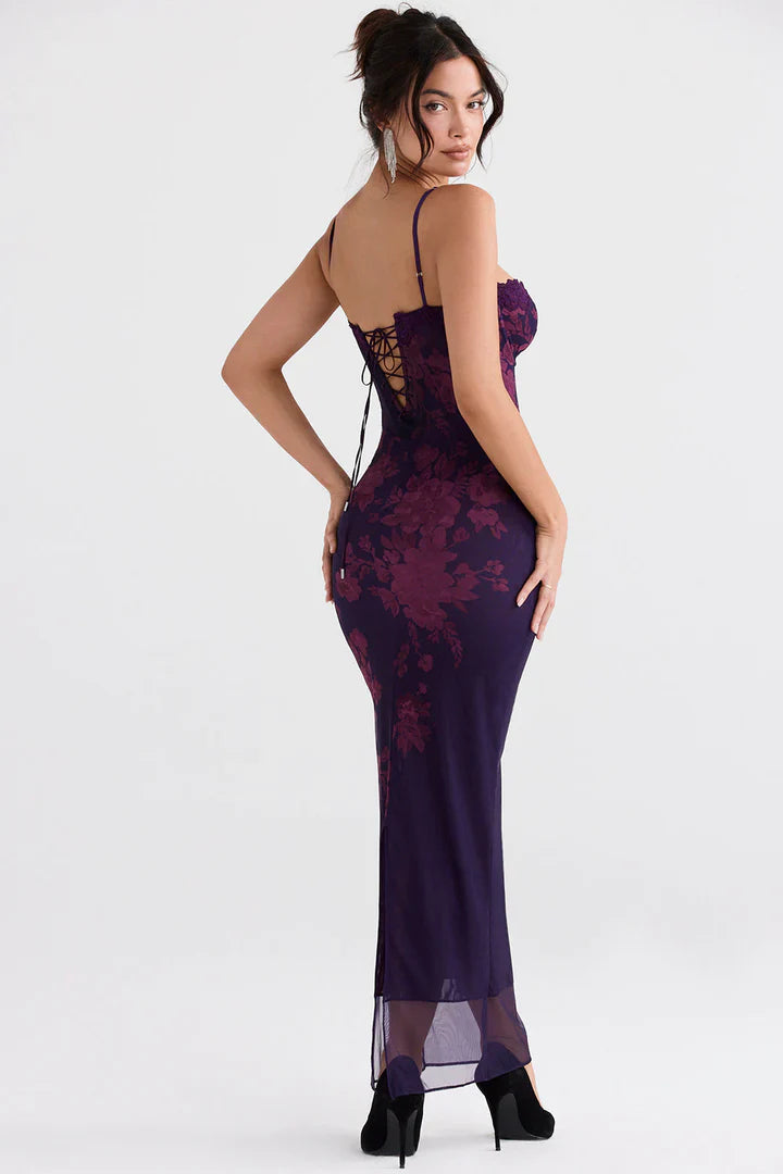 Dunkles Femme Retro Kleid