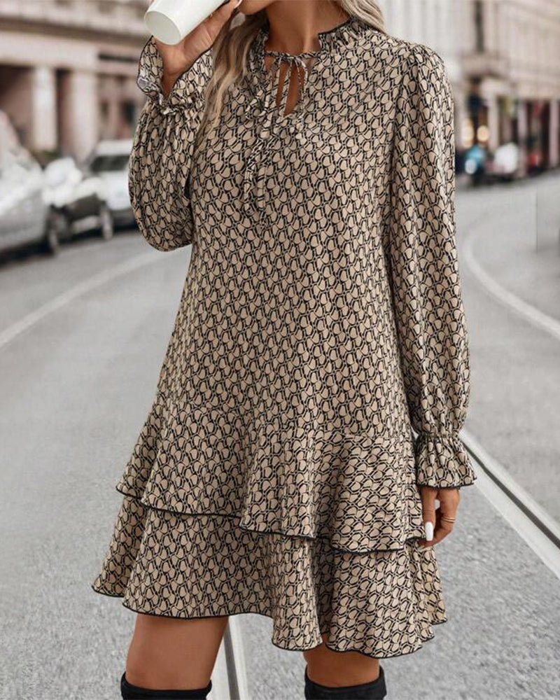 Elegantes Langarmkleid Mit Fließender Passform
