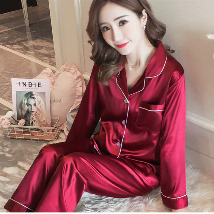 Satin-Pyjama-Set mit Knöpfen und Paspel für Frauen