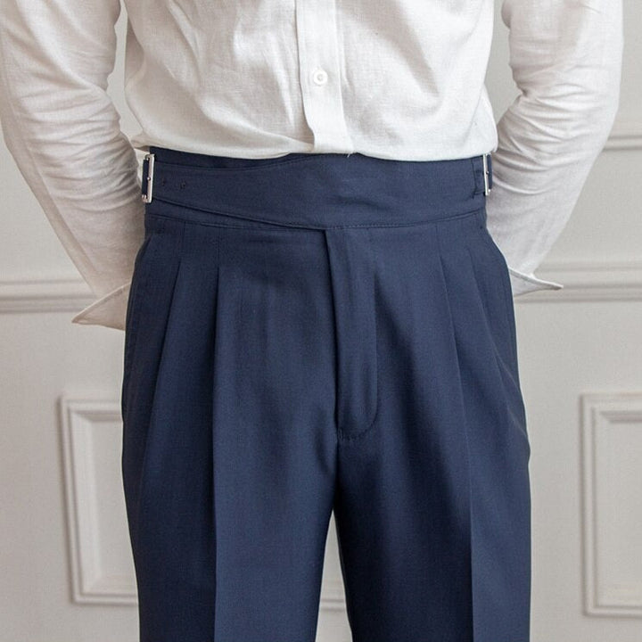 Herren Hose mit hoher Taille und Schnallenverschluss