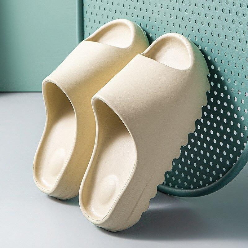 Mece™ Slide Pure | Pantoffeln mit dicker Sohle