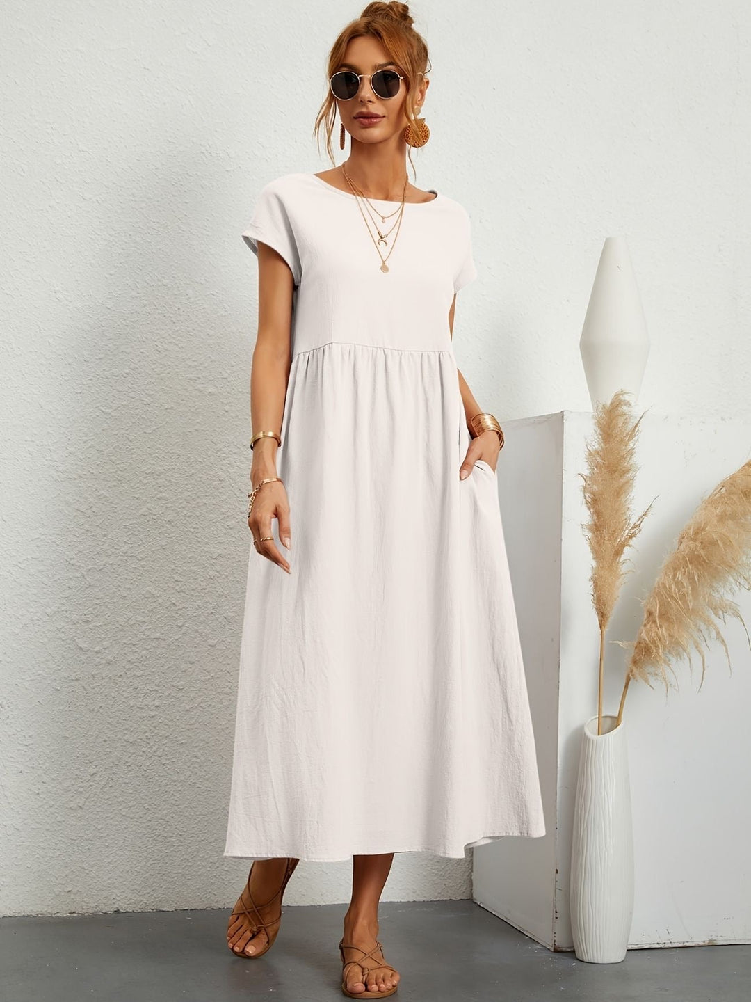 Kleid mit Rundhalsausschnitt