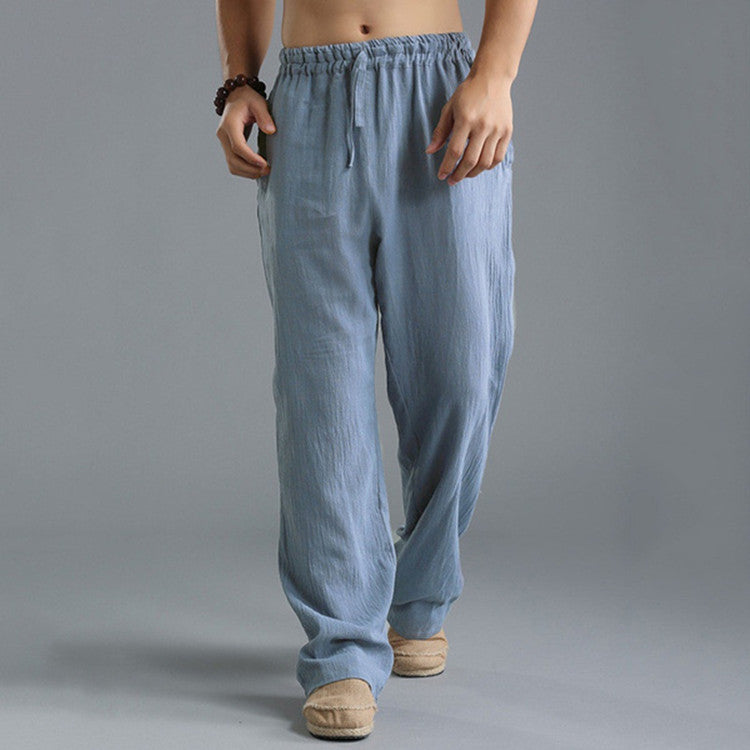 Leichte Herrenhose mit glattem Griff und Bindung