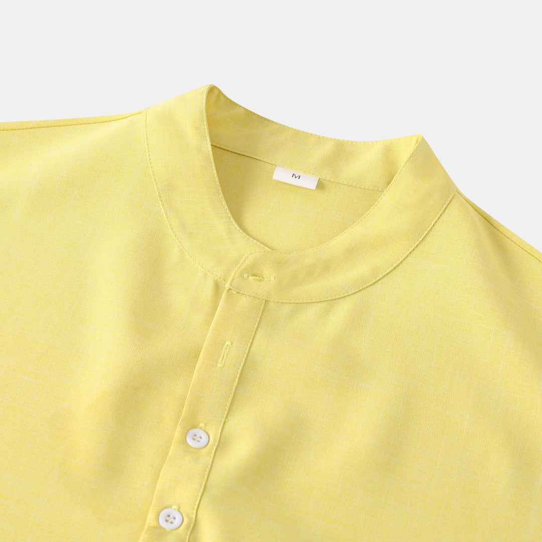 Herren Kurzarm-Hemd im lässigen Henley-Stil mit praktischen Knopfdetails Aliams