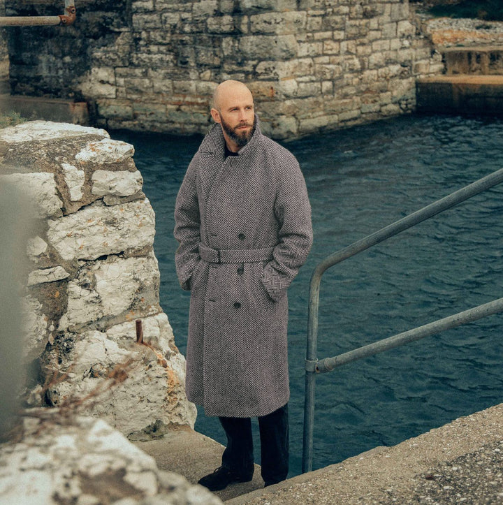 Herren eleganter Dufflecoat mit modernen Details und praktischen Taschen Aliams