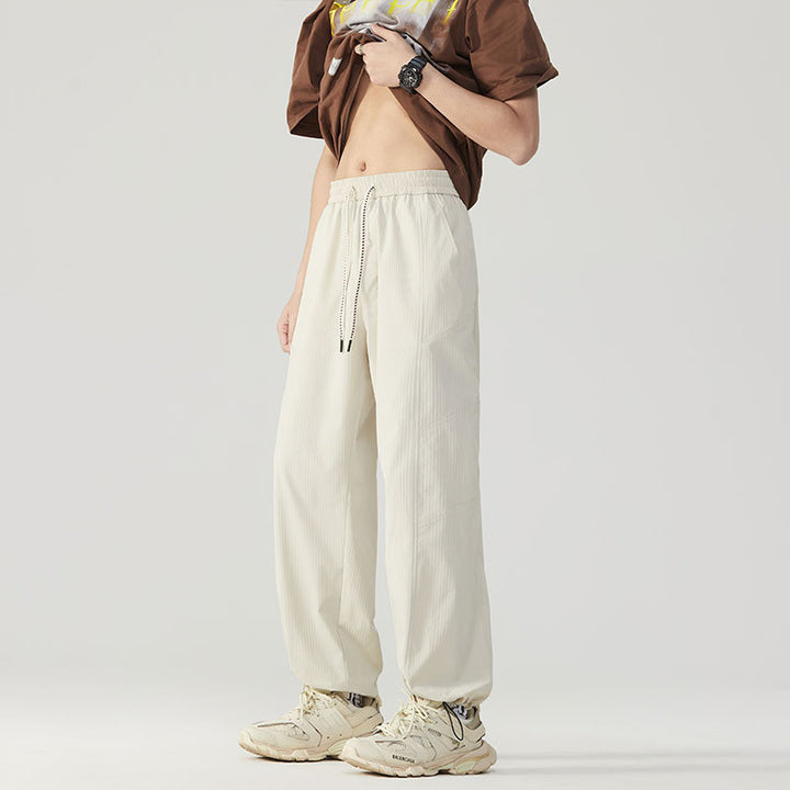 Herren Atmungsaktive Sporthose mit verstellbarem Bund und seitlichen Reißverschlusstaschen Aliams