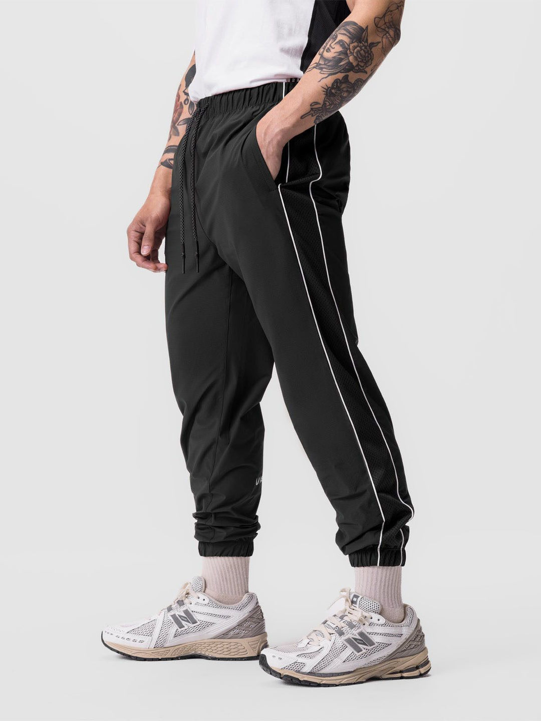 Herren Sportliche Trainingshose mit funktionalem Schnitt Aliams