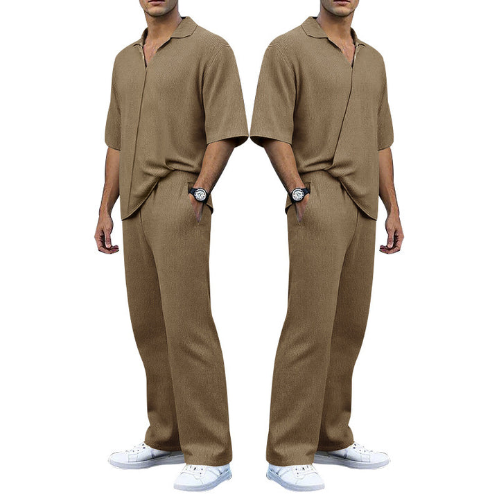 Herren elegantes Freizeit-Outfit aus weichem Strickmaterial mit lässigem Schnitt Aliams