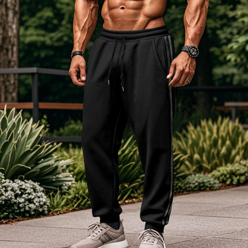 Herren Sportliche Jogginghose mit elastischem Bund und seitlichen Kontraststreifen Aliams