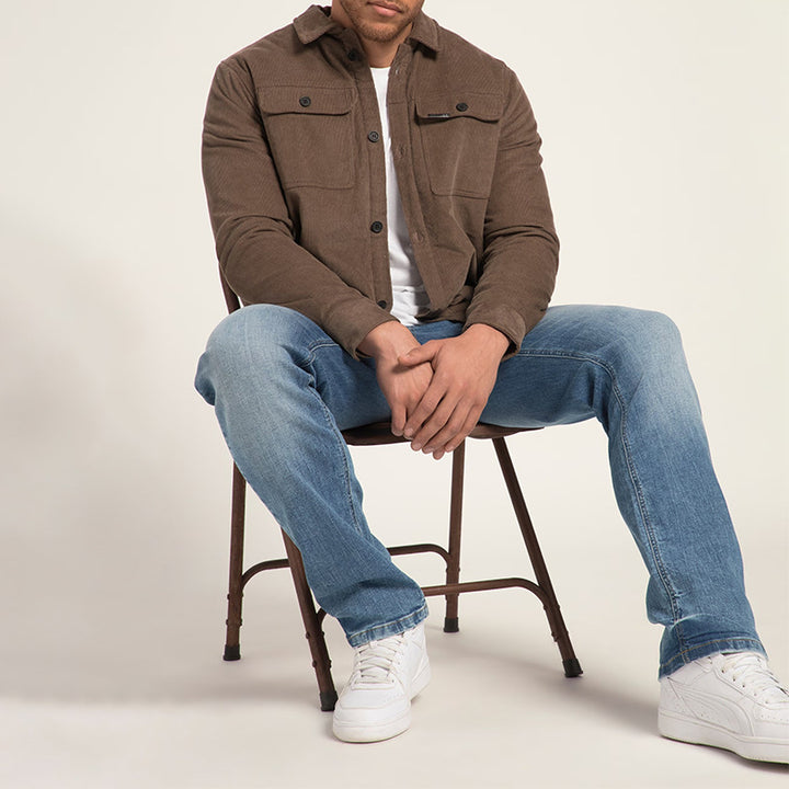 Herren Cordjacke mit praktischen Brusttaschen und modernem Schnitt Aliams