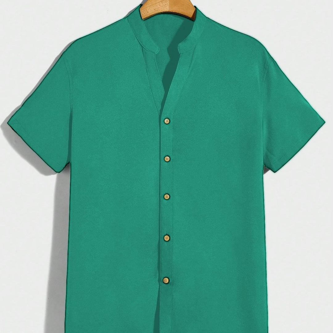 Herren Kurzarm-Hemd mit modernem Stehkragen und praktischen Knopfdetails Aliams