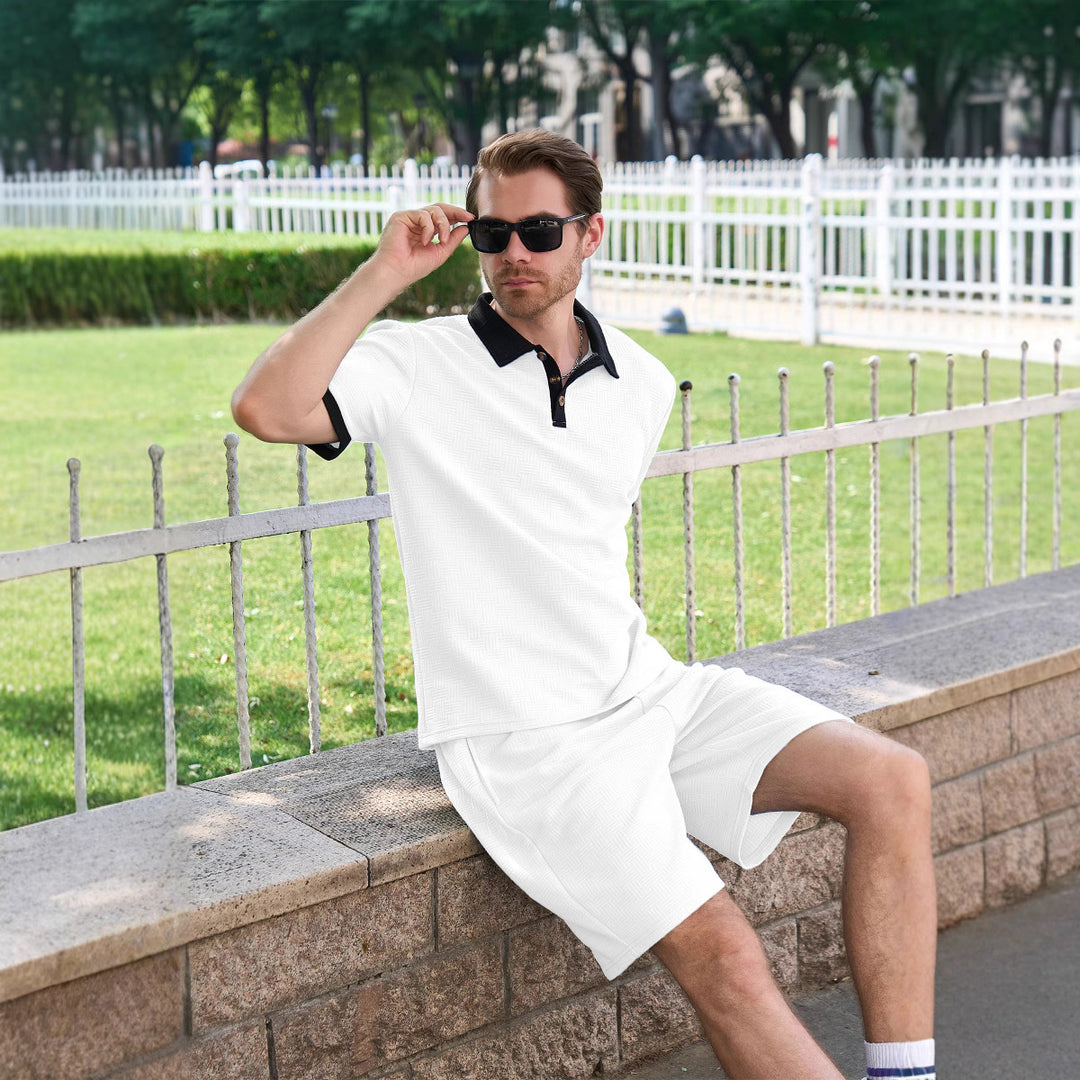 Herren Sportliches Polohemd mit kontrastierenden Details und passenden Shorts Aliams
