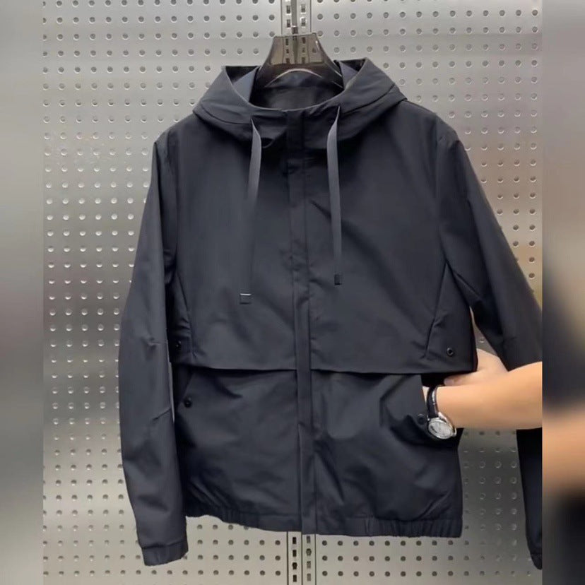 Herren Freizeitjacke mit verstellbarem Kapuzenkragen und praktischen Eingrifftaschen Aliams