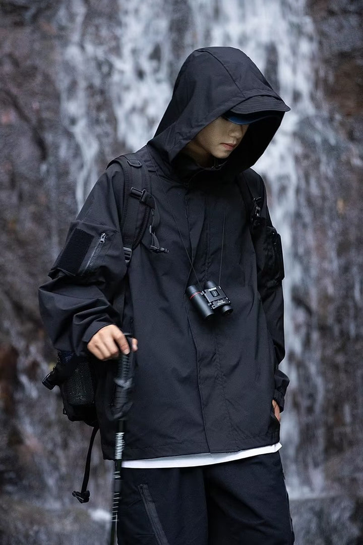 Herren technische Multifunktionsjacke mit praktischen Taschen und verstellbarem Kapuzenbund Aliams