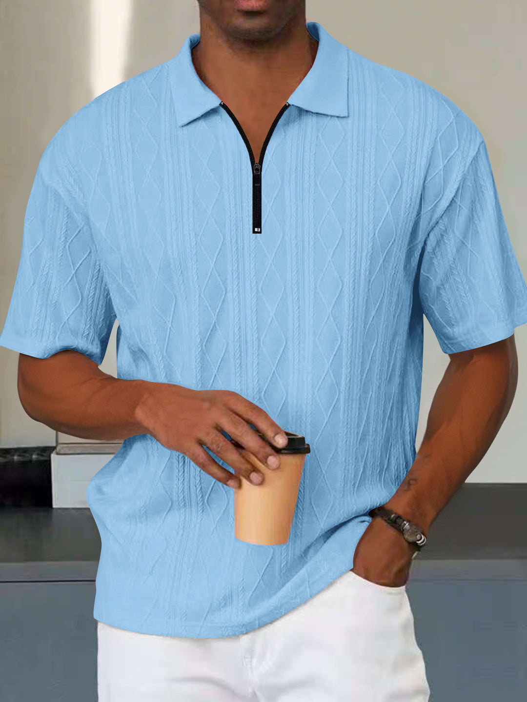 Herren Kurzarm-Polohemd mit modernem Strukturmuster und praktischen Reißverschluss Aliams