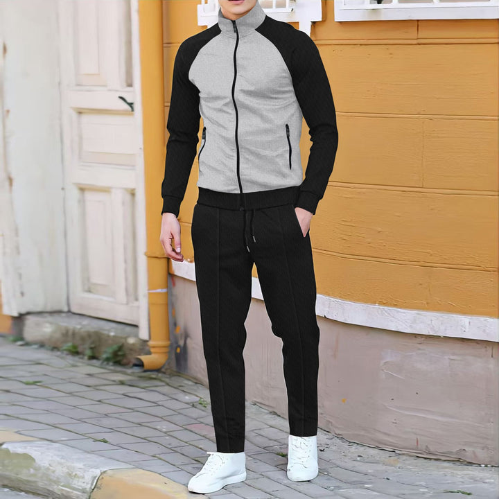 Herren sportlicher Trainingsanzug mit hohem Kragen und funktionalen Taschen Aliams