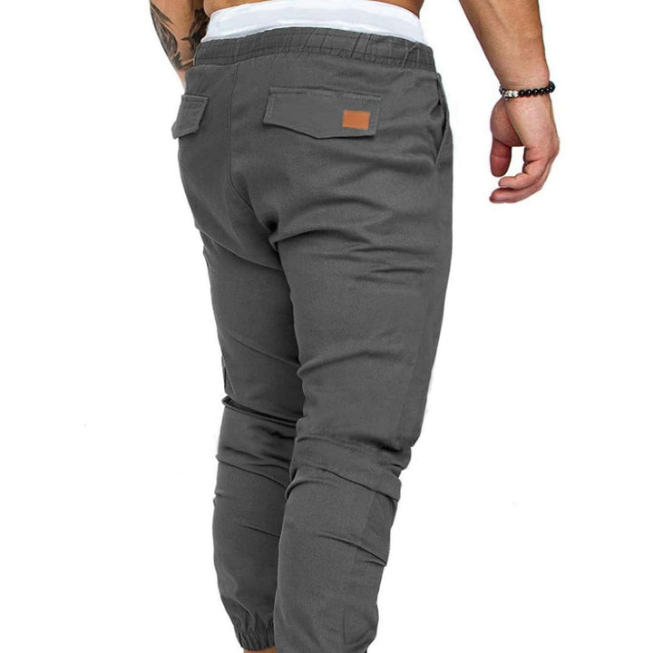 Herren Freizeit-Jogginghose mit elastischem Bund und praktischen Reißverschlusstaschen Aliams