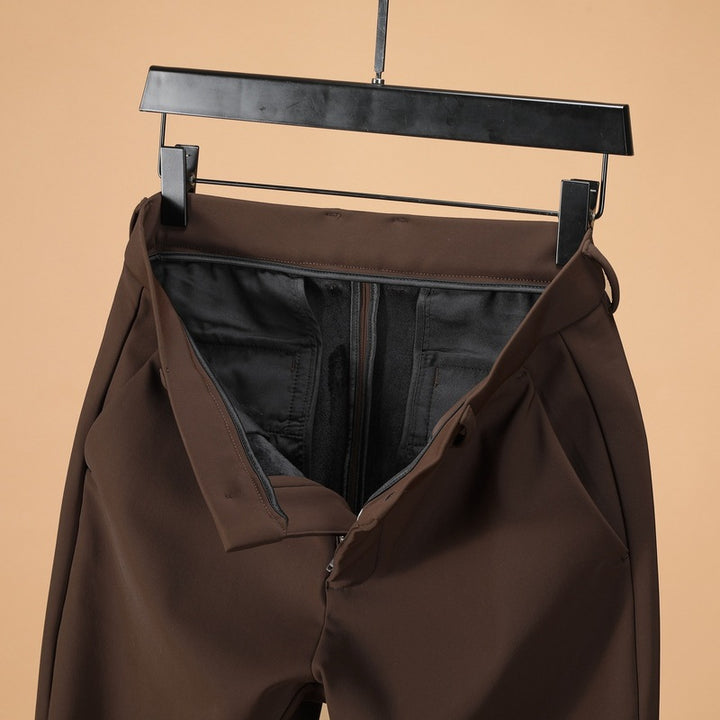 Herren eleganter Business-Hose mit zeitgemäßem Schnitt und komfortablem Bund Aliams