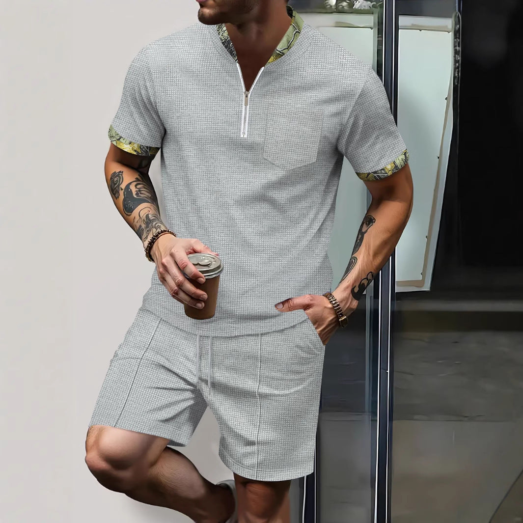 Herren Freizeit Outfit mit Zip-Kragen und Kurzhosenset Aliams