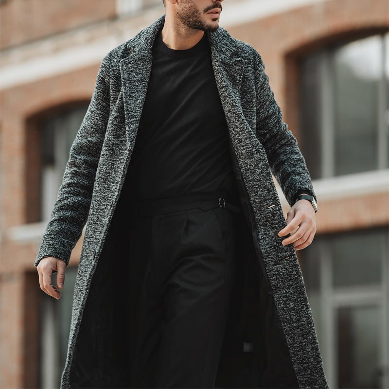 Herren eleganter Wintermantel mit strukturiertem Design und tiefem Kragen Aliams