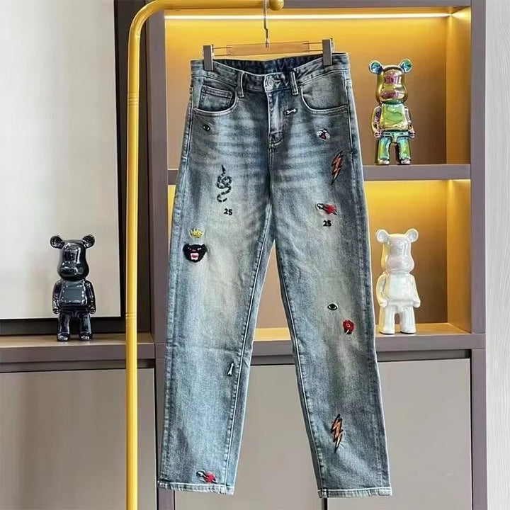 Damen lässige Jeans mit kreativem Stickdesign Aliams